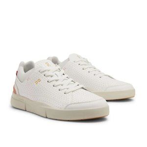 ON CLOUD The Roger Centre Court Tennis Sneaker in Sienna Size US 6